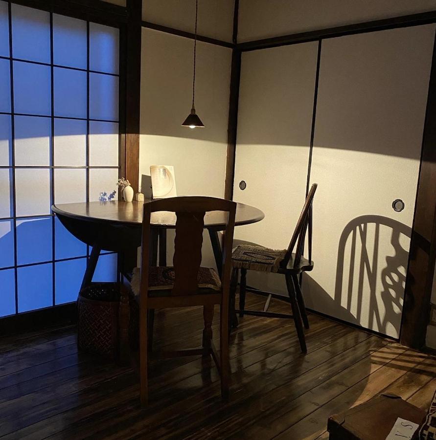 島ぐらしカフェchigoohagoo 男性のみ宿泊不可 Couples & Single Females Only Oshima Extérieur photo